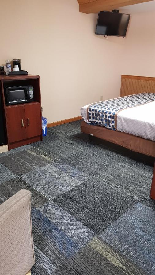 Greenway Motel Mount Morris Екстер'єр фото
